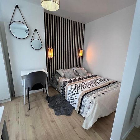 Studio A Deux Pas De Paris Levallois-Perret Exterior foto
