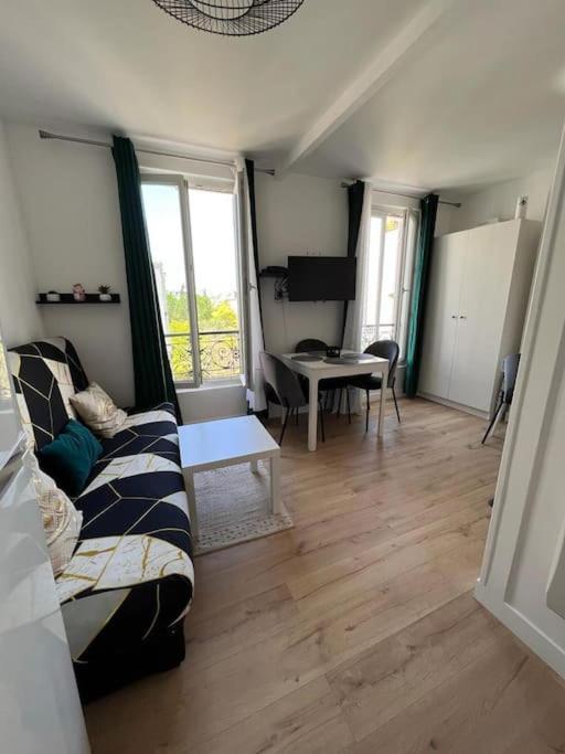 Studio A Deux Pas De Paris Levallois-Perret Exterior foto